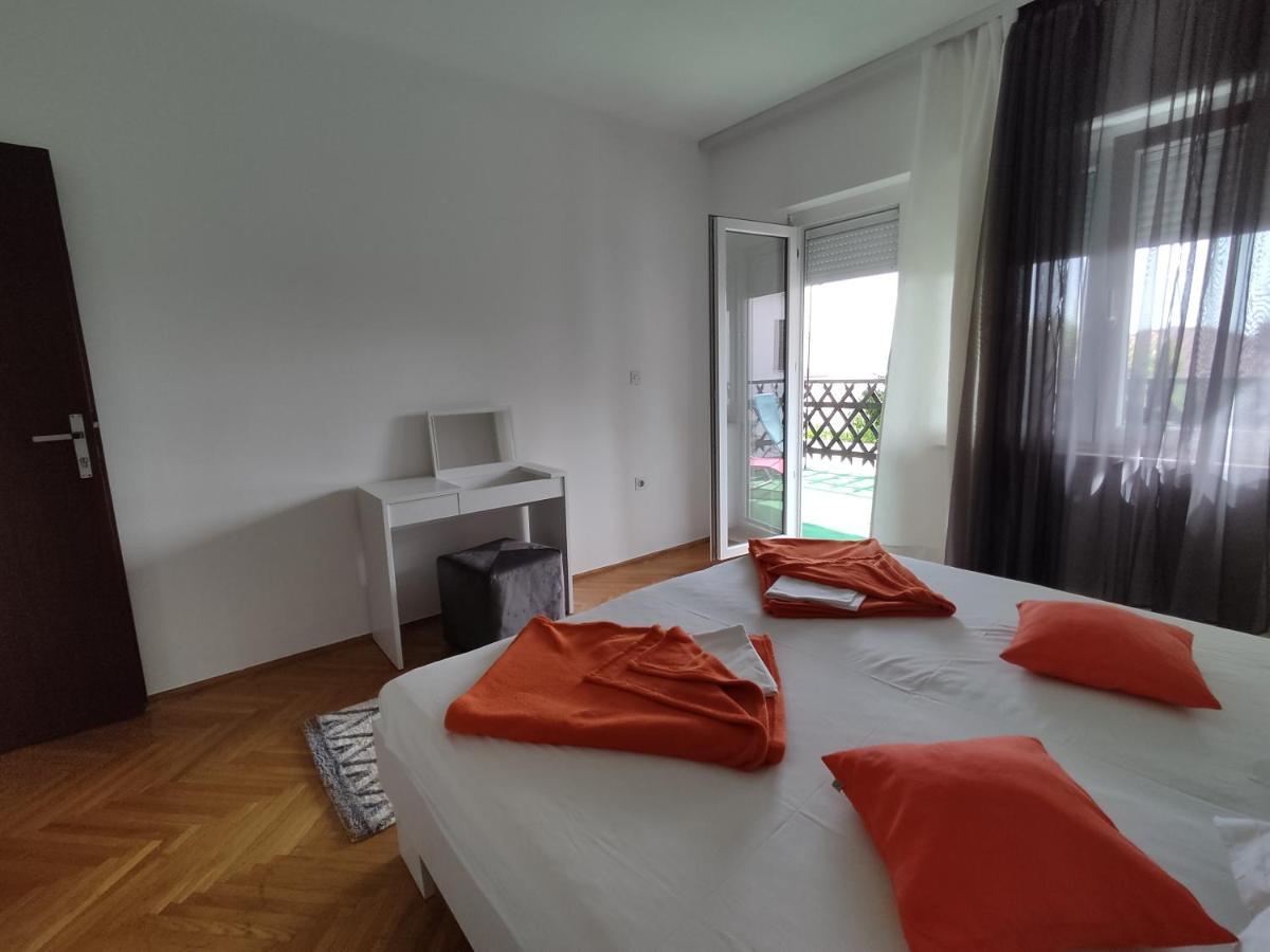 Apartment Teresa With Big Terrace Dramalj Crikvenica Exterior foto