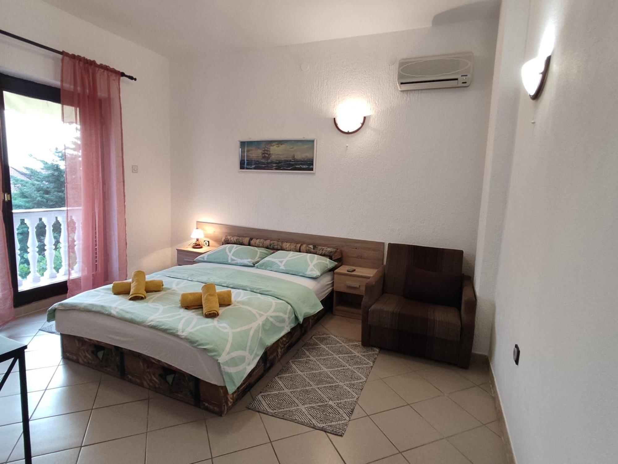 Apartment Teresa With Big Terrace Dramalj Crikvenica Exterior foto
